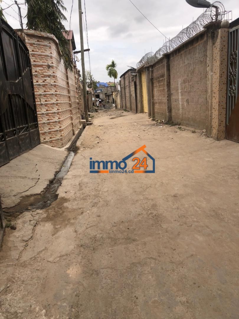 Maison À vendre à KinshasaNgaliema Immo24 la solution